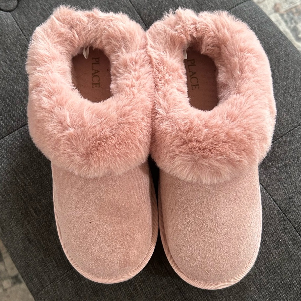 The Children's Place Pink Plush Women's Slippers